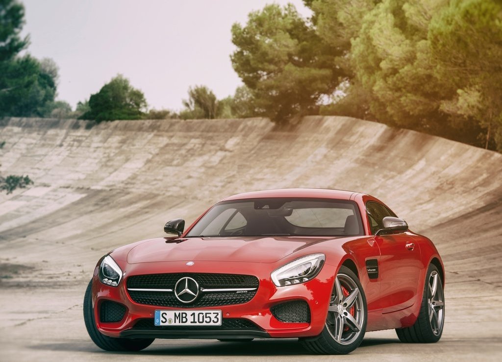 Mercedes AMG GT front