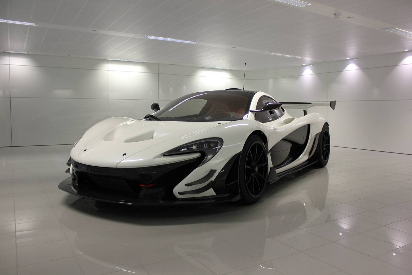 McLaren P1 GTR in white-1
