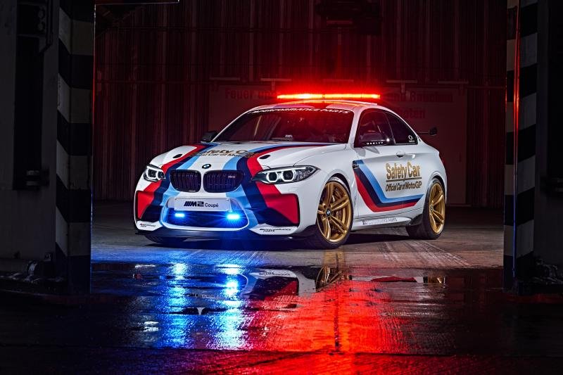 2016 BMW M2 MotoGP Safety Car-1