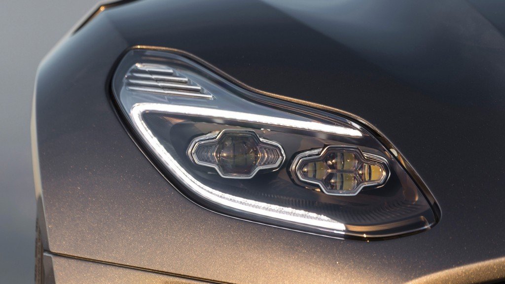 Aston Martin DB11- 2016 Geneva Motor Show-19