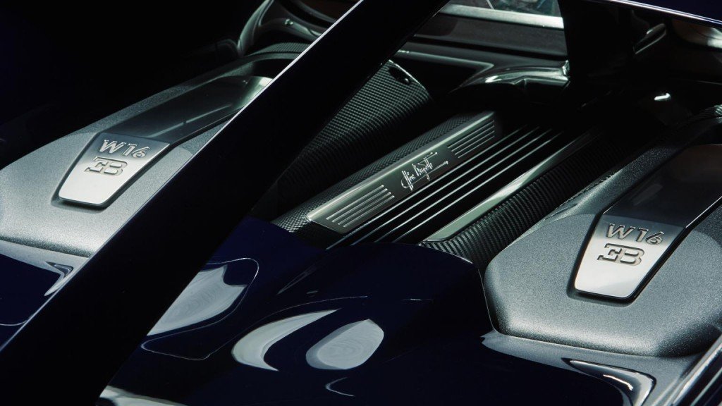 Bugatti Chiron Official Image- 2016 Geneva Motor Show-10