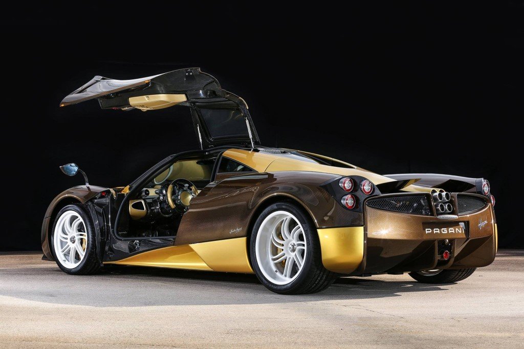 Chocolate Day Pagani Huayra from Japan-3
