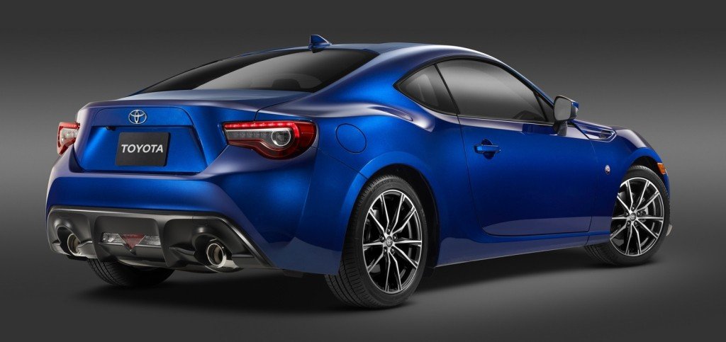 2017 Toyota GT86- 2016 NY Auto Show-3