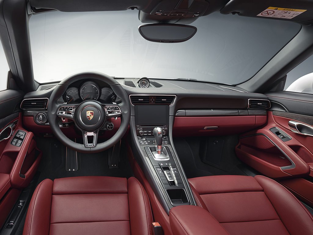 Porsche 911 Turbo S 3