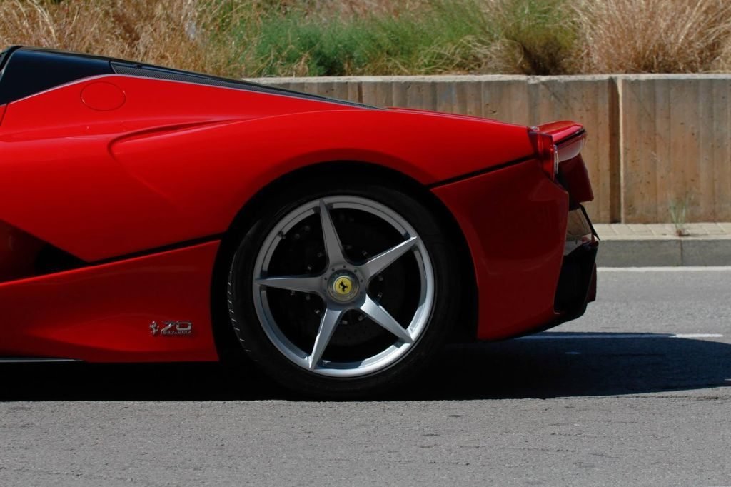ferrari-laferrari-aperta-spotted-in-barcelona-3