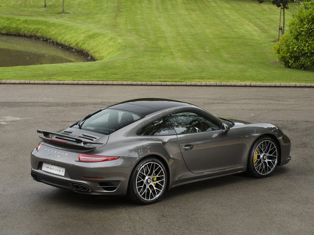 Porsche 911 Turbo S 2