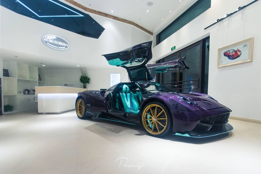 pagani-huayra-dinastia-in-purple-carbon-fiber-1