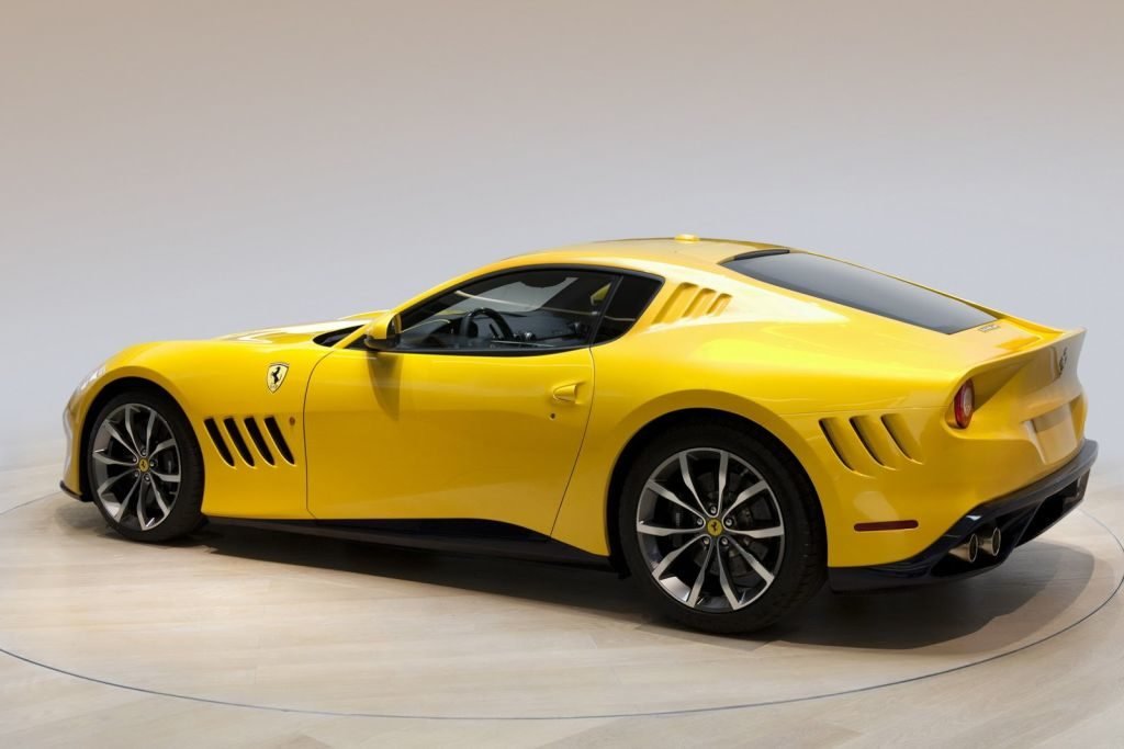 2016 Ferrari SP275 RW Competizione-3