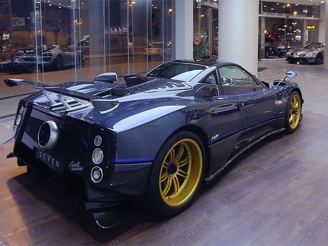 Pagani Zonda Tricolore for sale in Saudi Arabia-2