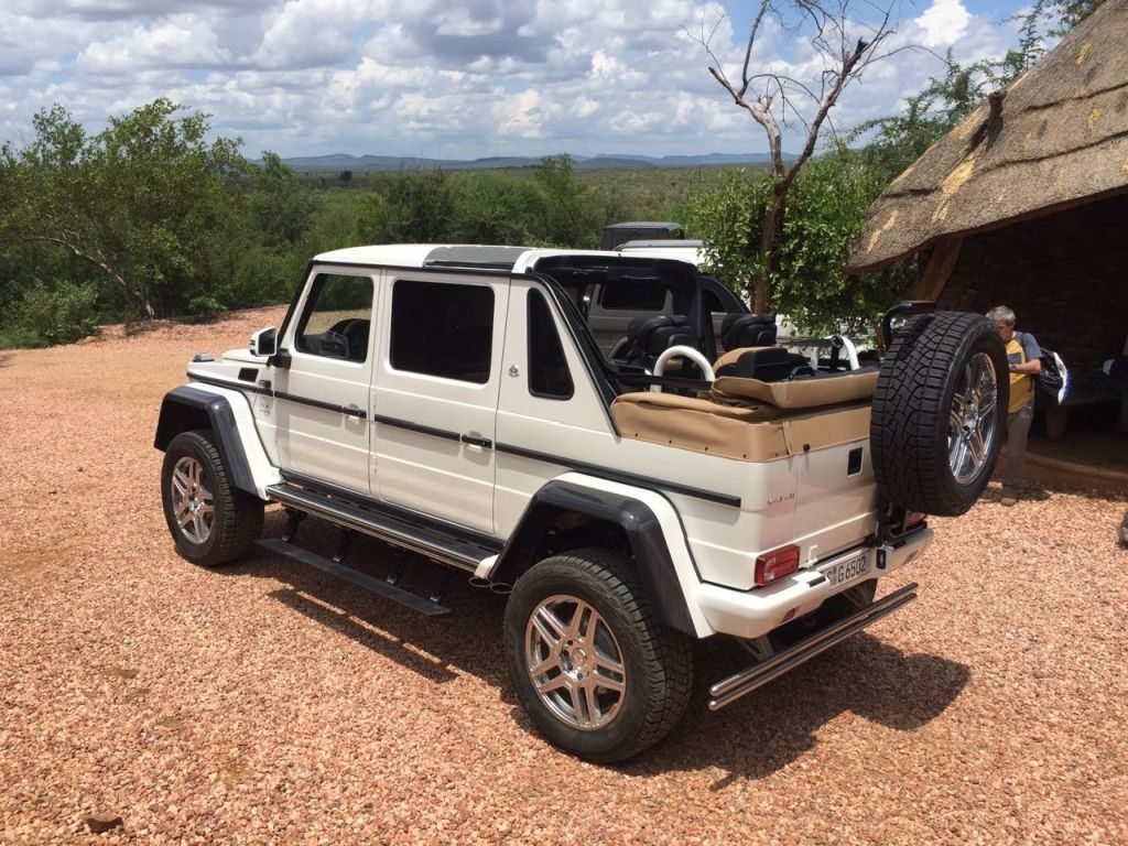 Mercedes-Maybach-G650-Landaulet-leaked-1