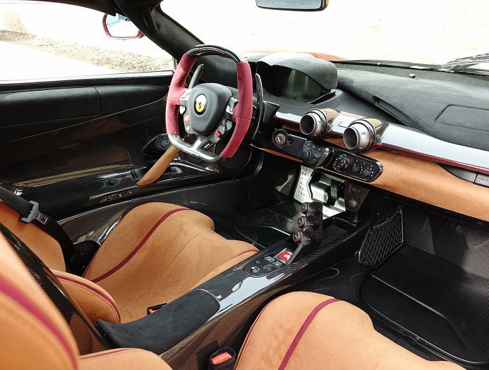 Rosso Rubino-Burgundy LaFerrari For Sale-UK-5