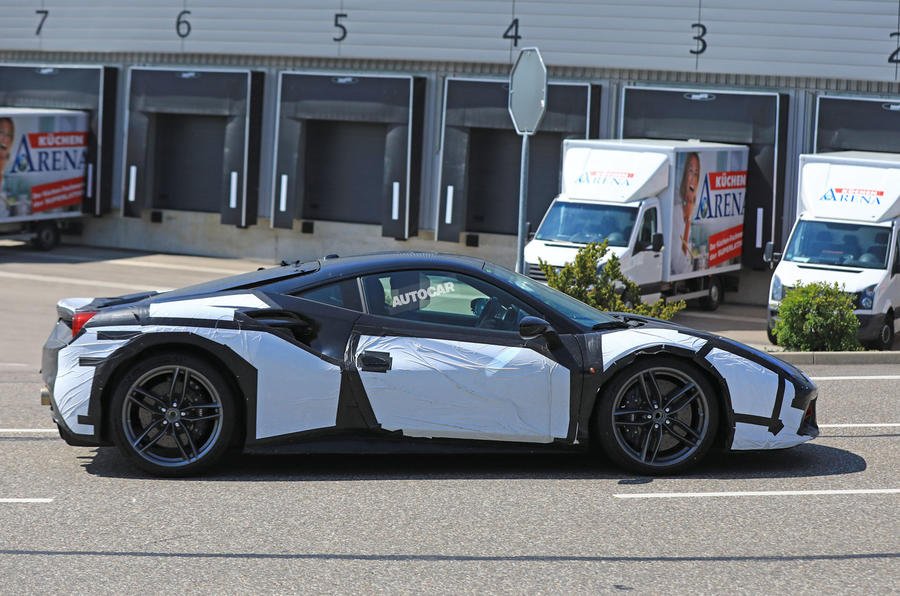 Ferrari 488 GTO-458 Speciale Successor-spy shots-4