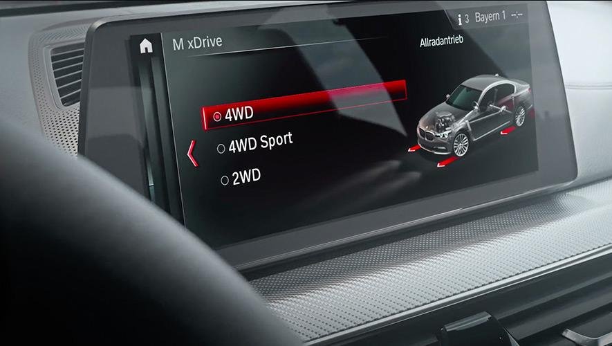 2018 BMW M5-M xDrive Modes