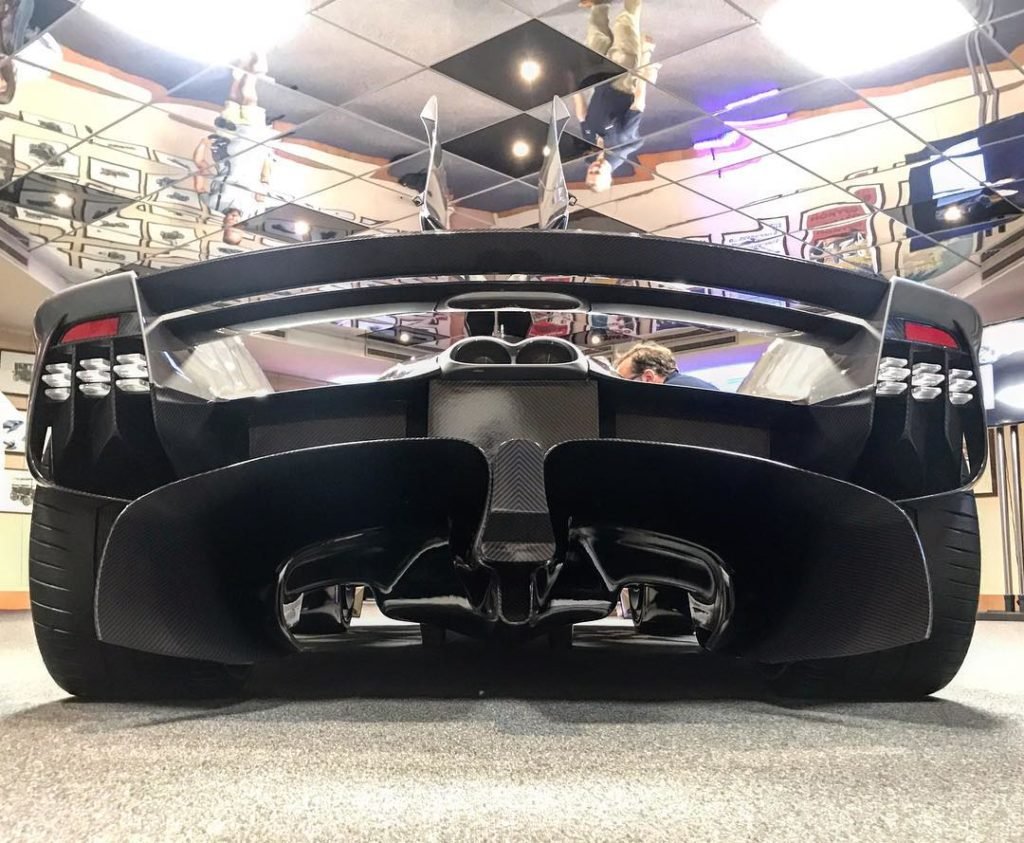 Aston Martin Valkyrie-rear diffuser