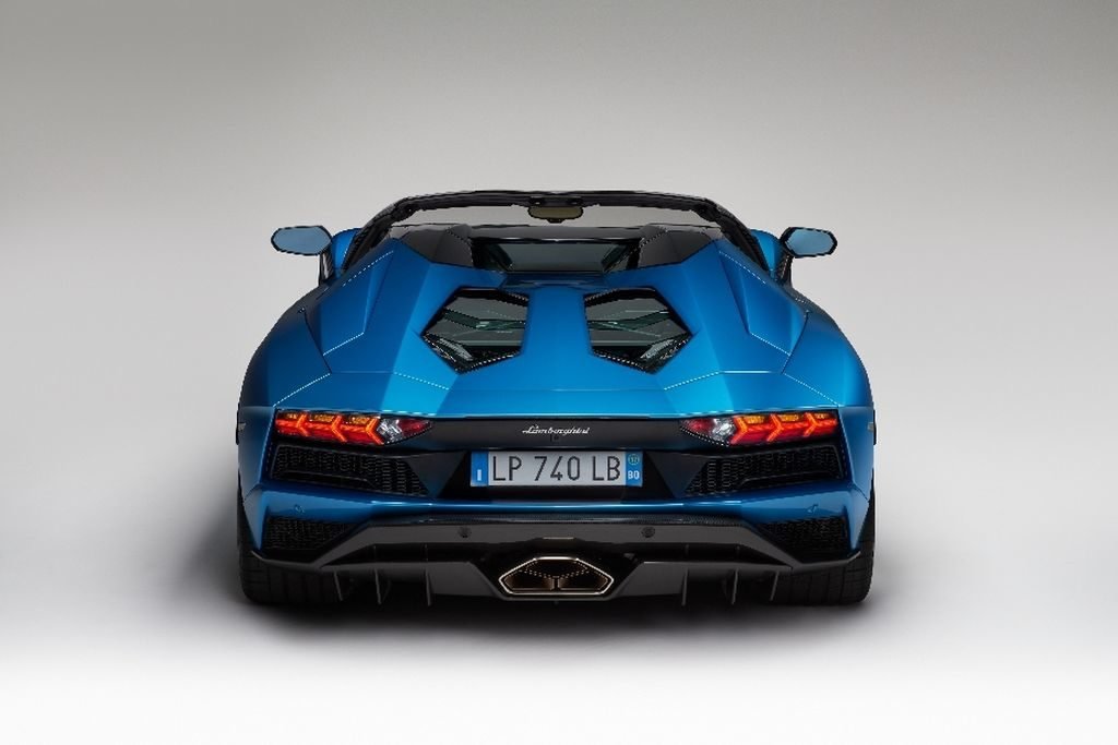 Lamborghini Aventador S Roadster-2017 Frankfurt Motor Show-2