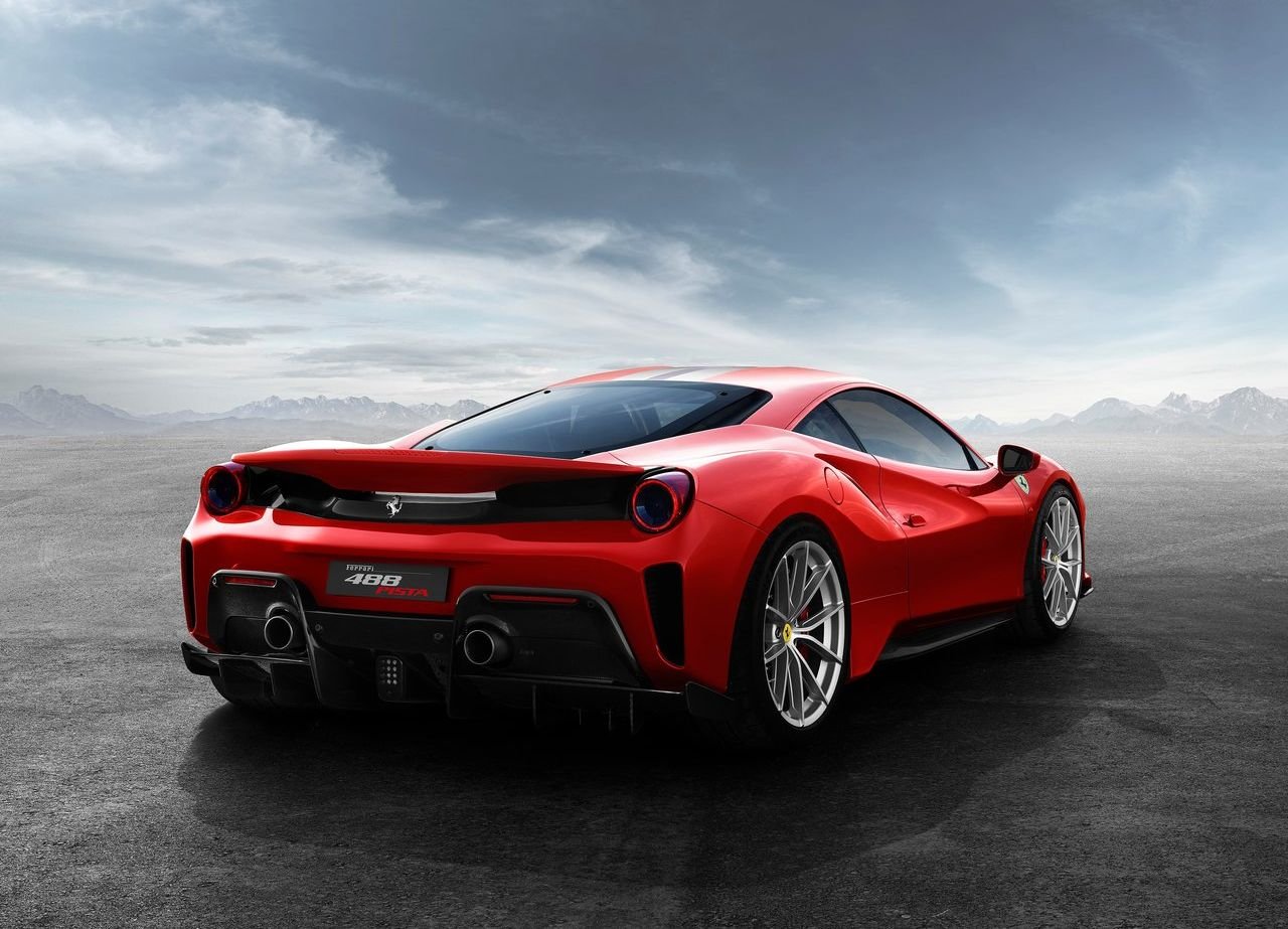 Ferrari 488 Pista-2018 Geneva Motor Show-4