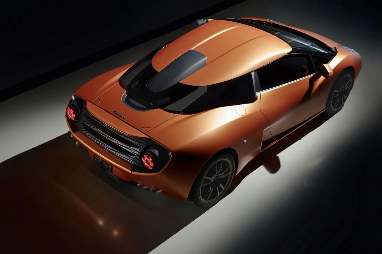 Lamborghini-5-95-Zagato-Coupe-2