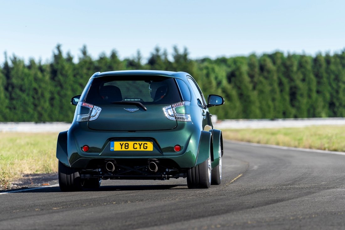 Aston Martin Cygnet V8