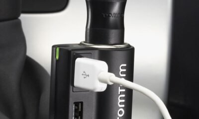 TomTom High Speed Multi-Charger in the car