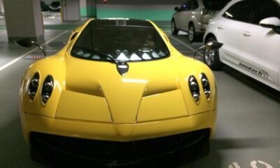 Pagani Huayra in yellow