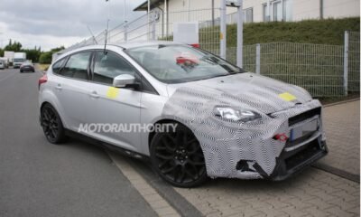 2016 Ford Focus RS spy shot-front