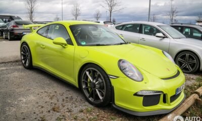 Porsche 911 GT3 Lime