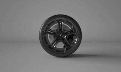 Lamborghini Aventador One-piece carbon fiber wheel