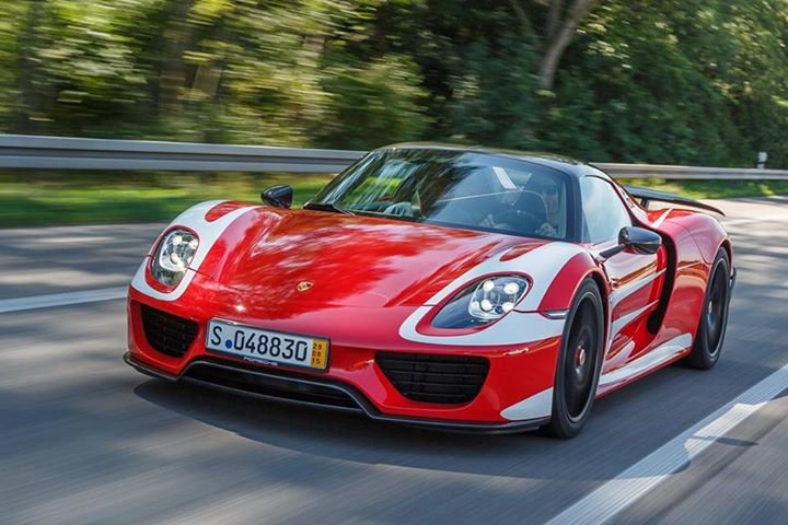 Mark Webber's Porsche 918 Spyder Weissach