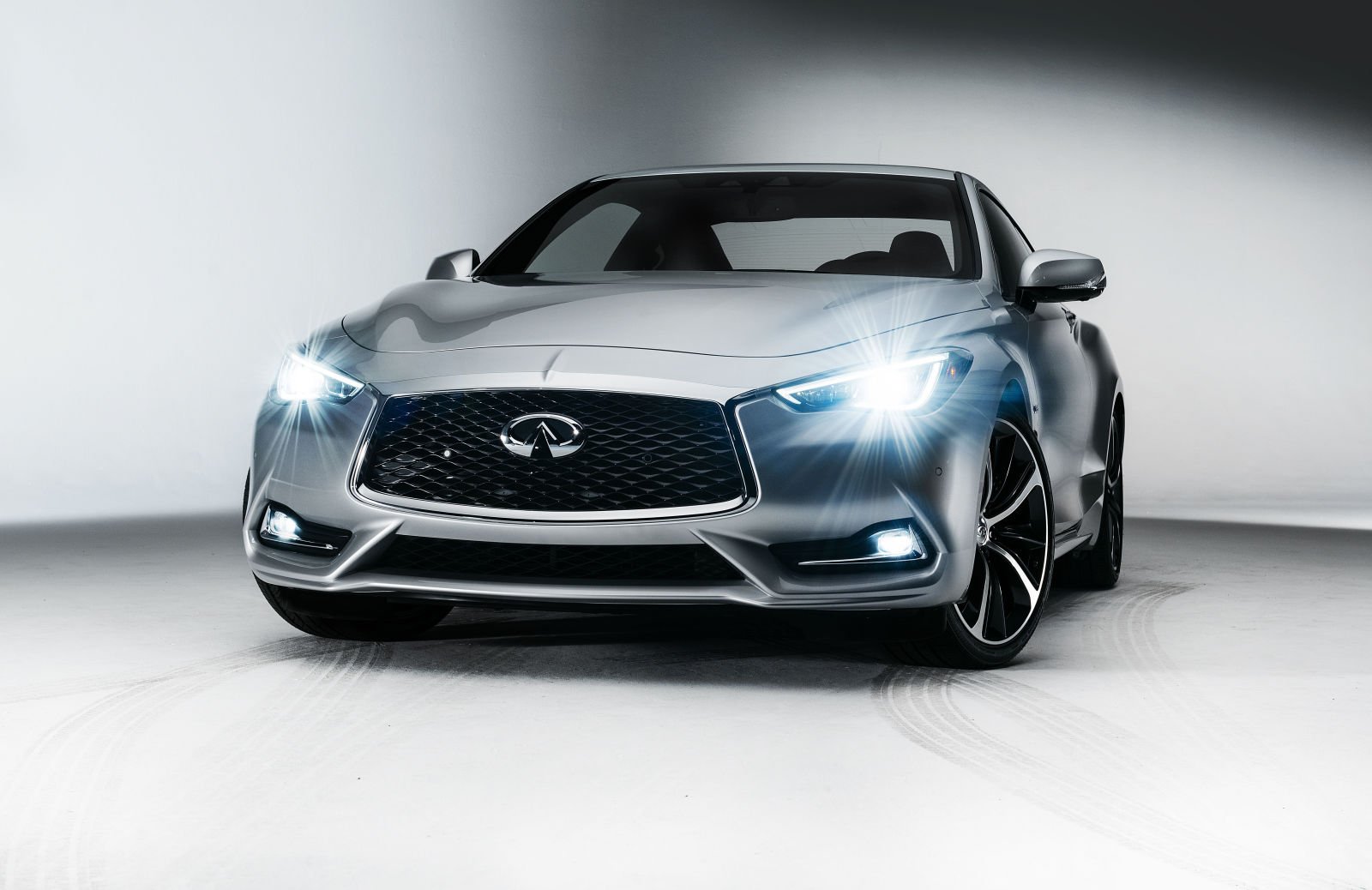 Infiniti Q60 Coupe- 2016 Detroit Auto Show