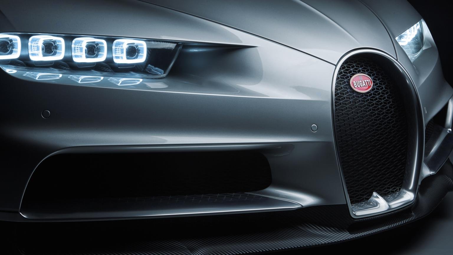 Bugatti Chiron Official Image- 2016 Geneva Motor Show-12