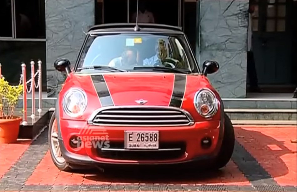 Mini Cooper from Dubai busted by Indian Customs