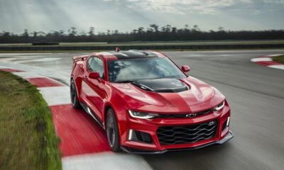2017 Chevrolet Camaro ZL1- 2016 NY Auto Show-1