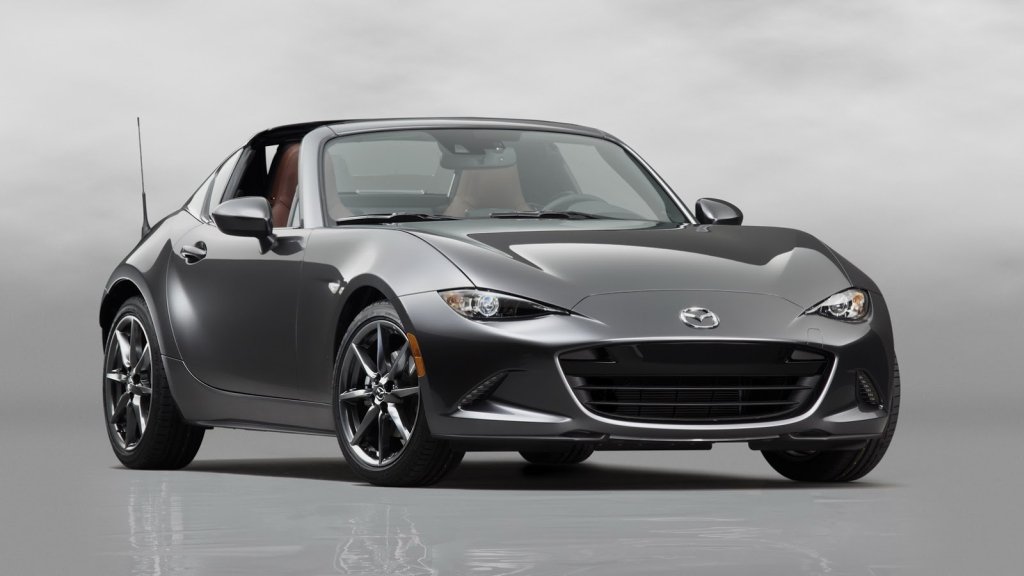 2017 Mazda MX-5 RF- 2016 NY Auto Show-6