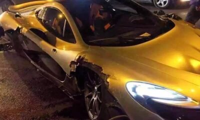McLaren P1 crashed in China-1