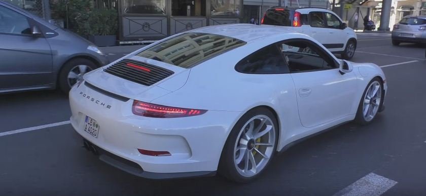 Porsche 911 R spotted in Monaco