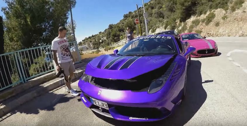 Youtuber crashes Ferrari 458 Speciale into itself