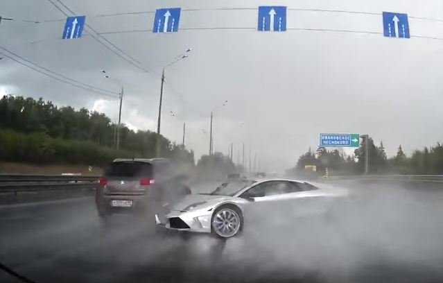 Lamborghini Murcielago crash- Russian dashcam