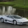 Jaguar XJ220 3