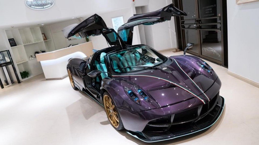 pagani-huayra-dinastia-in-purple-carbon-fiber-9