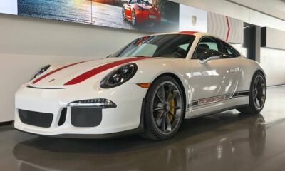 salomondrins-porsche-911-r-arrives-in-los-angeles-2