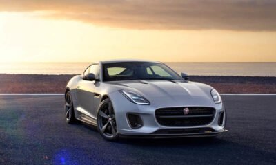 2017-Jaguar-F-Type-400-Sport-13