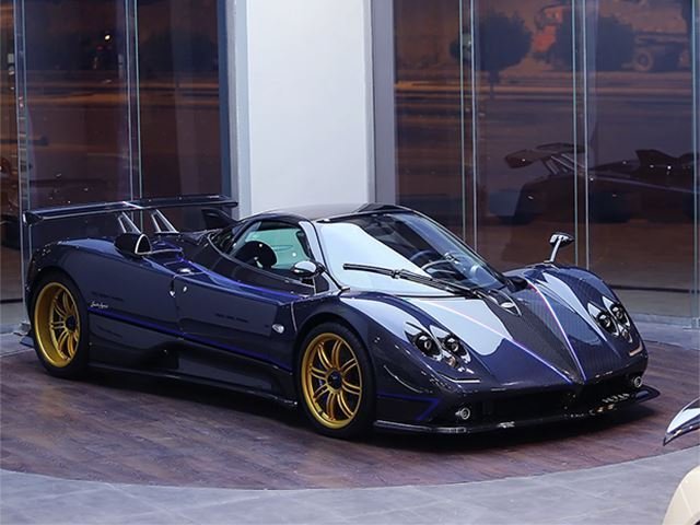 Pagani Zonda Tricolore for sale in Saudi Arabia-1