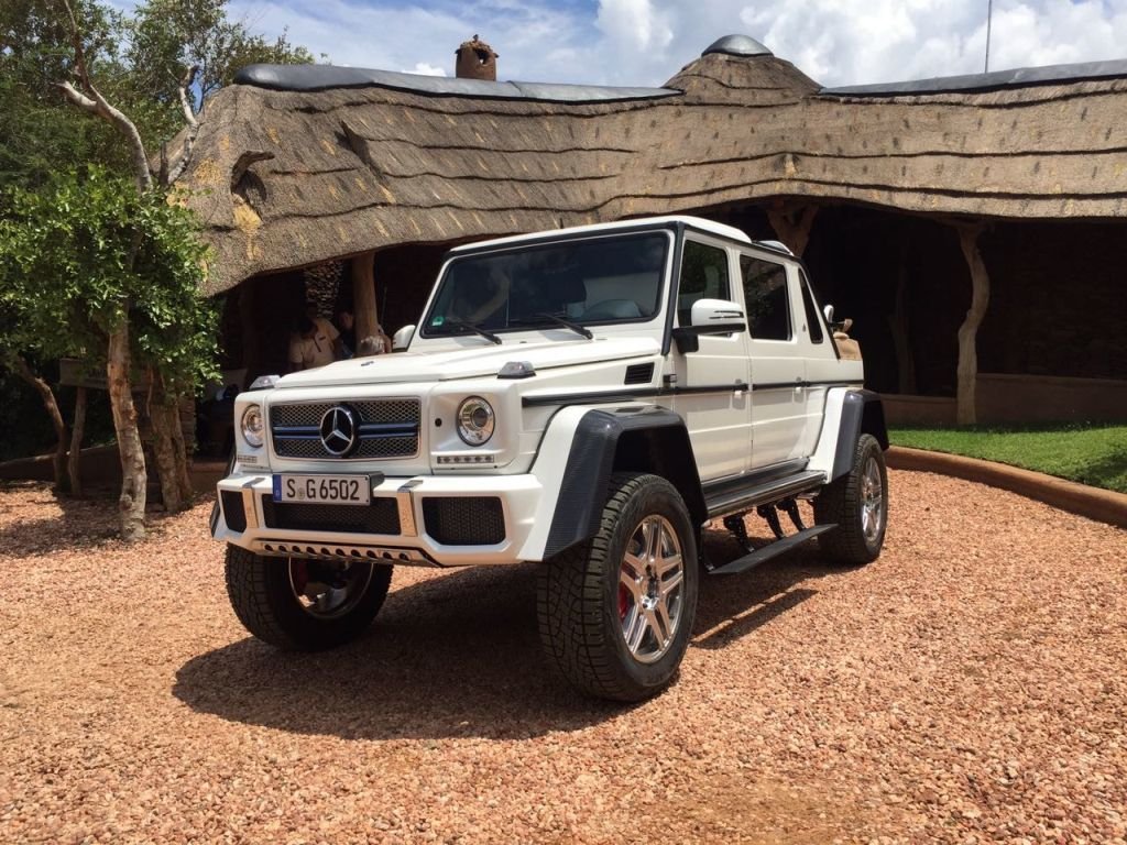 Mercedes-Maybach-G650-Landaulet-leaked-5