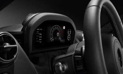 McLaren 720S- Folding Driver Display-teaser-2017 Geneva Motor Show-2