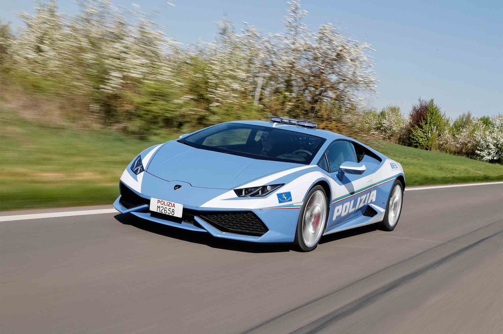 Lamborghini Huracan Police Car-Polizia-Bologna-1
