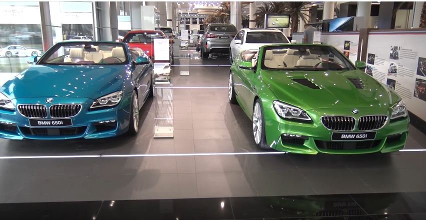 worlds biggest BMW dealership-Abu Dhabi Motors showroom