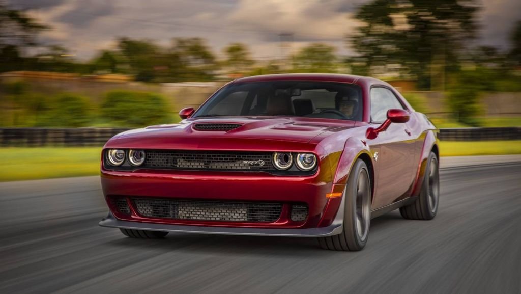 Dodge Challenger SRT Hellcat Widebody-1