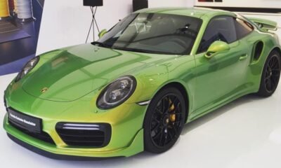 Porsche-911-TurboS-Exclusive-Green-1