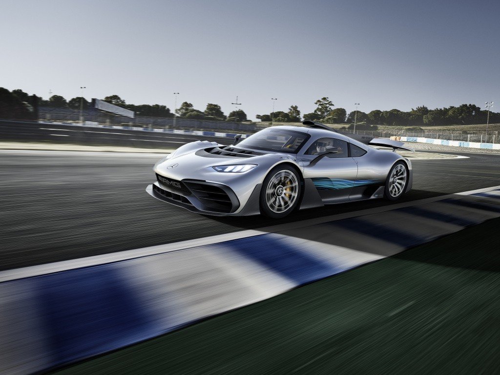 Mercedes-AMG-Project-One-Frankfurt-2017-12