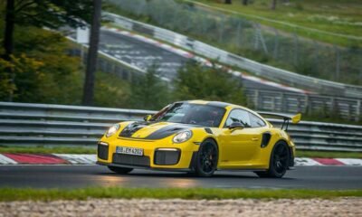 Porsche 911 GT2 RS-Nurburgring lap record-1